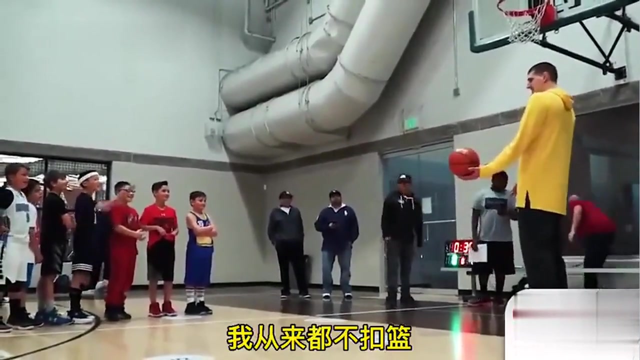 不会扣篮的约基奇是怎么成为NBA第一人的